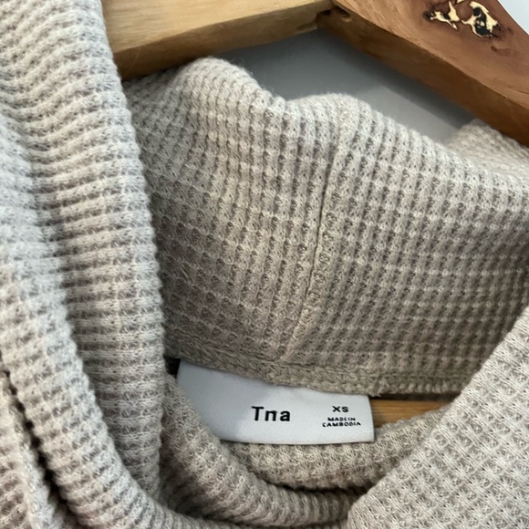 TNA thermal cowlneck - Picture 3 of 3